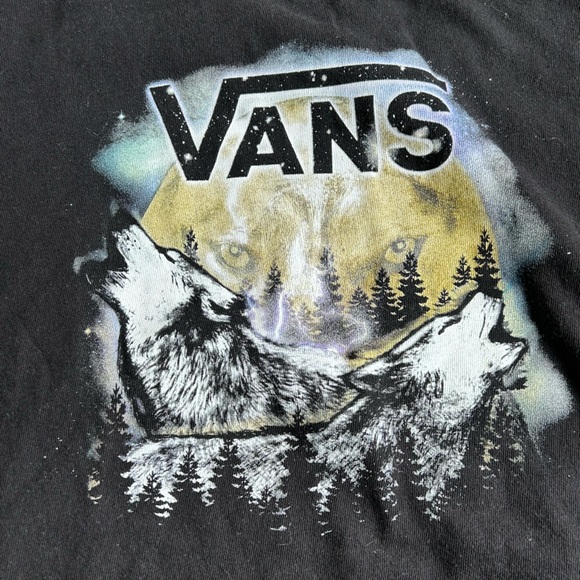 🛹 VANS Black Wolf Graphic Tee - Picture 2 of 4